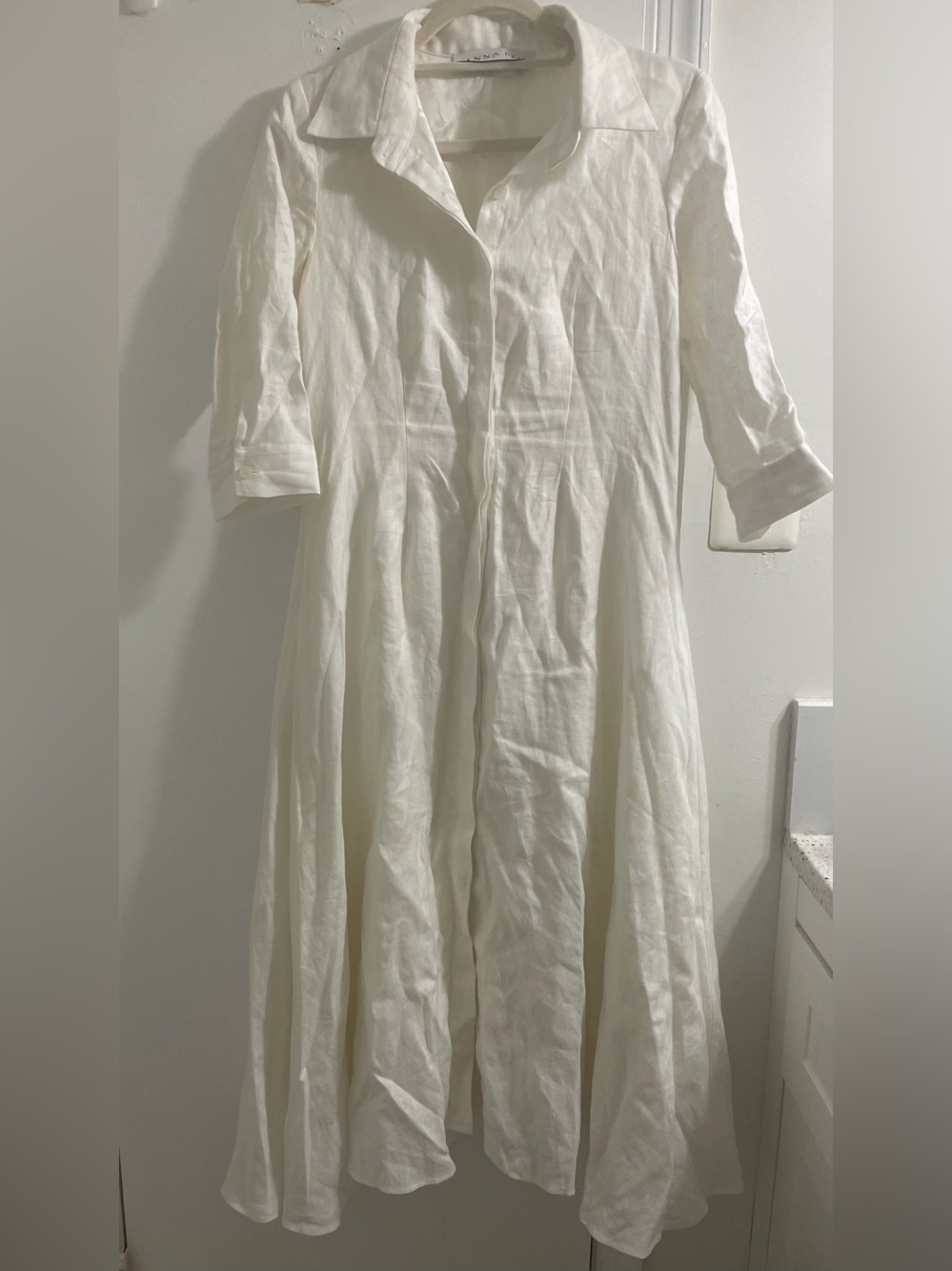 ANNA BEY White 100% Linen Shirt Dress. Size small. Excellent condition. - Picture 2 of 3